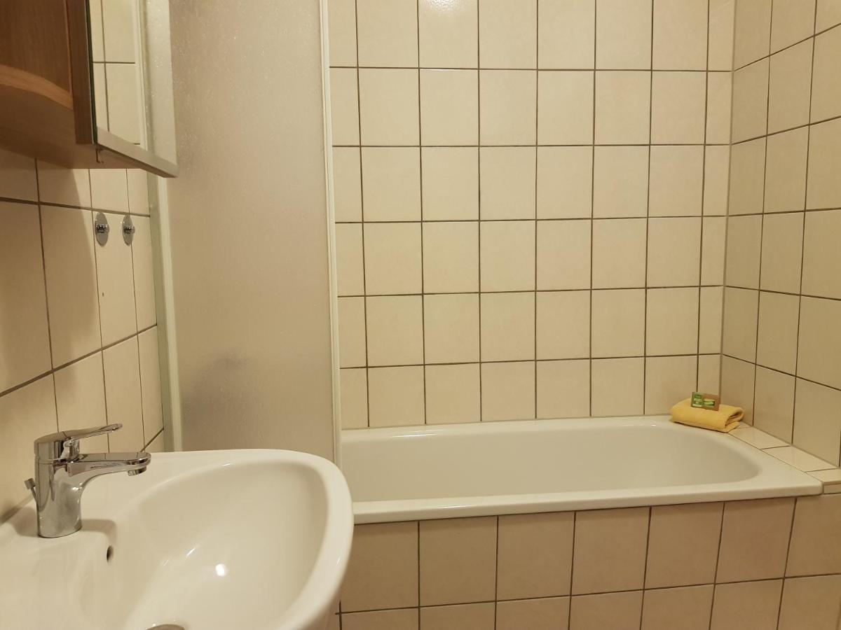 Ferienwohnung Burgenblick Тале Екстериор снимка